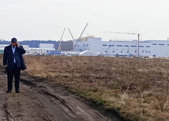 Stalowa Wola: Na dwóch konferencjach o ochronie środowiska i trwającej budowie fabryki folii miedzianej.