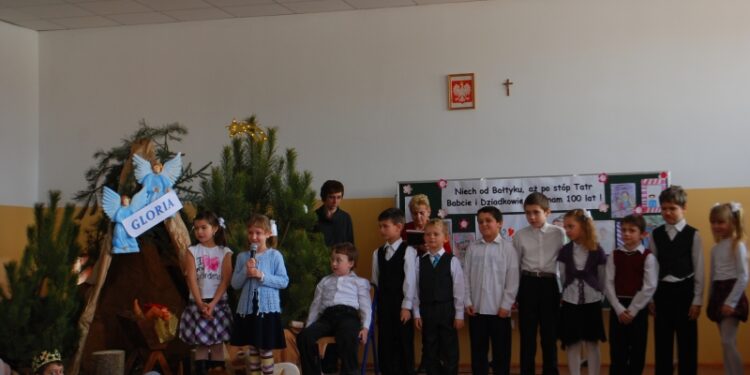 Huczny Dzień babci i dziadka w Trześni