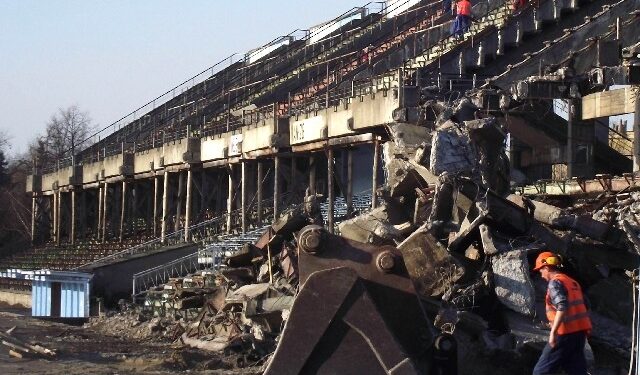 Przebudowa mieleckiego stadionu nabiera tempa.