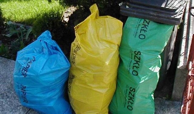 Problem z odbiorem odpadów w Mielcu.