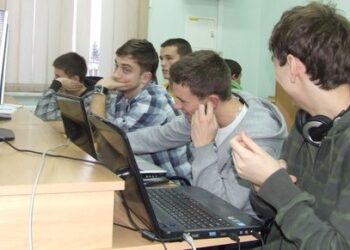 Rzeszowskie LO Sióstr Prezentek i Regionalne Centrum Edukacji Zawodowej w Nisku docenione w rankingu najlepszych szkół w Polsce.