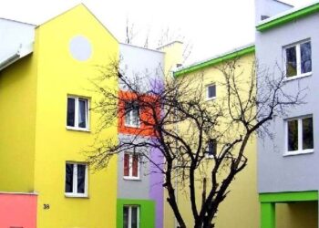 Dobiega końca budowa obiektów socjalnych na mieleckim osiedlu Rzochów.