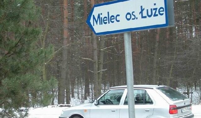 Prezydent Mielca krytykowany za postawę w sprawie budowy dojazdu na osiedle Łuże.