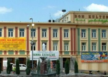 Sto pięćdziesiąt tysięcy złotych ma kosztować gruntowny remont dachu na gmachu Samorządowego Centrum Kultury w Mielcu.