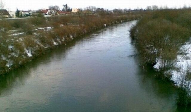 Mieleccy radni zabezpieczyli pieniądze na umocnienie brzegu Wisłoki.