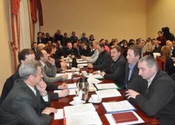 Radni gminy Majdan Królewski zdecydowali o przekształceniu dwóch szkół podstawowych i jednego przedszkola.