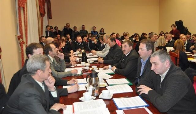 Radni gminy Majdan Królewski zdecydowali o przekształceniu dwóch szkół podstawowych i jednego przedszkola.