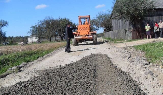 Kolejne odcinki dróg zostaną wyremontowane w powiecie opatowskim.