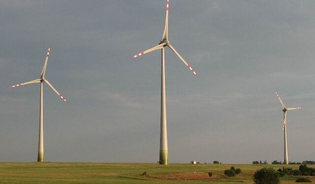 12 elektrowni wiatrowych na terenie gminy Radomyśl Wielki chce wybudowaćinwestor z Warszawy