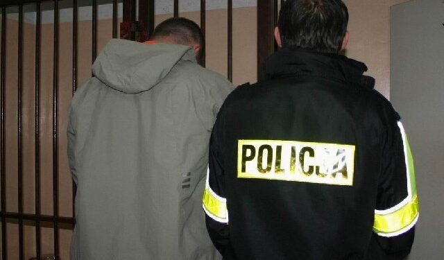 Wakaty w mieleckiej policji.