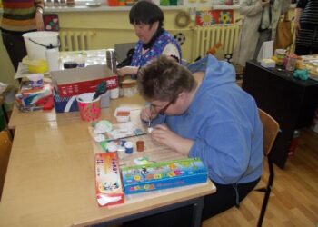 Uczestnicy WTZ w Tarnobrzegu przygotowują ciekawe ozdoby