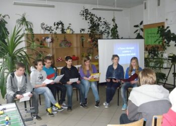 W sandomierskim gimnazjum nr 1 odbyła się szkolna debata.