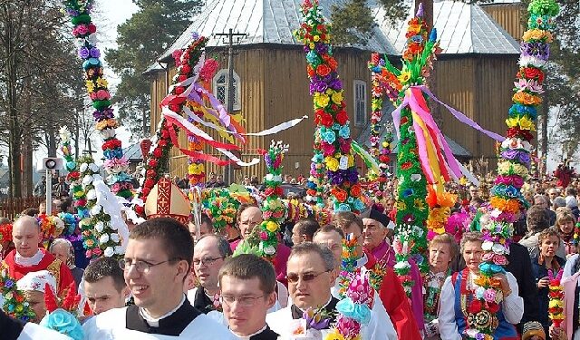 Dziś święcimy palmy – symbol odradzającego się życia.