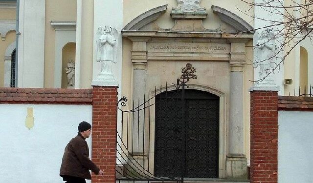 Trwa rewitalizacja zabytkowych obiektów sakralnych parafii pod wezwaniem Św. Mateusza w Mielcu.