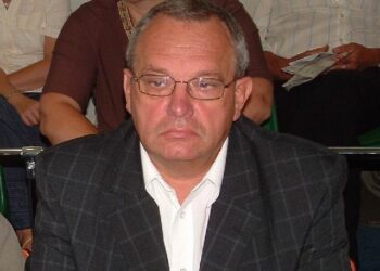 Mieszkańcy ul. Wolności-Boczna w Mielcu proszą władze miasta o utwardzenie drogi.