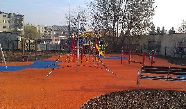Przy dwóch tarnobrzeskich szkołach powstaną place zabaw