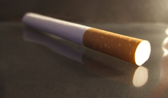 Kolejna udana akcja  Policji i Urzędu Celnego  na bazarze  przy ulicy Okulickiego w Stalowej Woli.