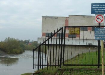 Mielecki magistrat sprzedaje brzeg Wisłoki.