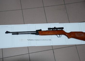 Tarnobrzeg: Strzelając do ptaka, postrzelił chłopca.