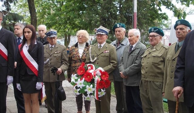 Apel z okazji zakonczenia II Wojny Światowej