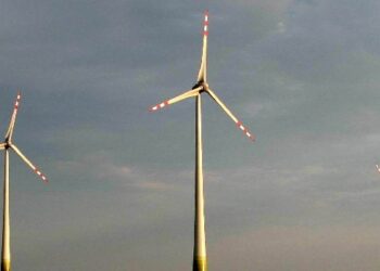 W Kolbuszowej trwa burza wokół planowanej budowy farm wiatrowych.