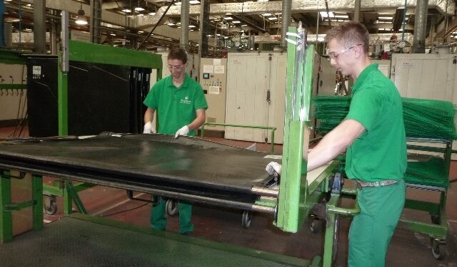 Pilkington Automotive Poland  zatrudnił  blisko 60 osób z regionu tarnobrzeskiego.