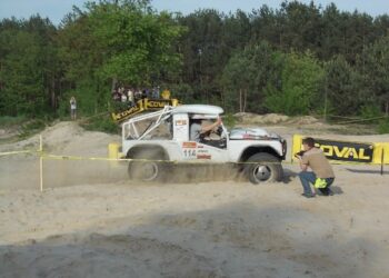 Off roadowe ściganie w Nowej Dębie