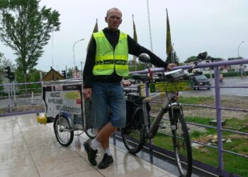 Odblaskowy Anioł ze Szczecina dziś zawitał do Tarnobrzega.