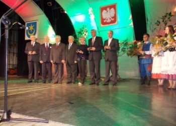 Zgrzyt podczas uroczystej sesji rady miasta Tarnobrzeg