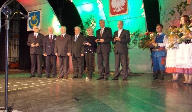 Zgrzyt podczas uroczystej sesji rady miasta Tarnobrzeg