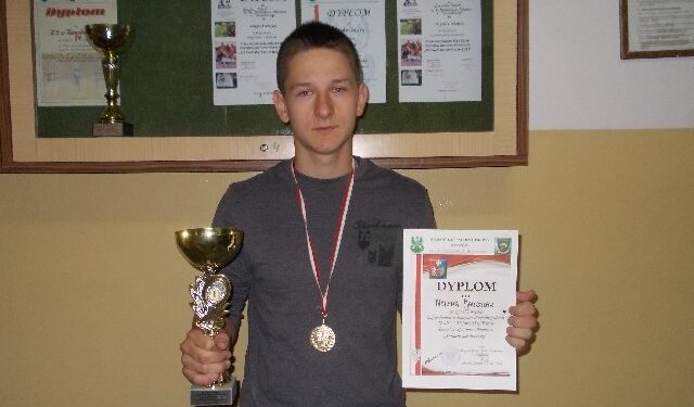 Chłopcy z tarnobrzeskiego "Górnika" sprawni jak żołnierze