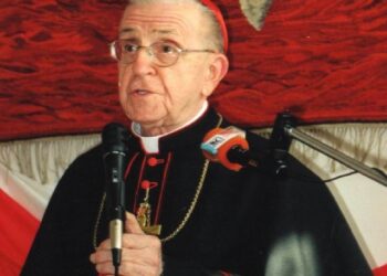 Dzisiaj  w Parlamencie Europejskim w Brukseli odbędzie się wernisaż wystawy poświęconej, pochodzącemu z Huty Komorowskiej, ks. kardynałowi Adamowi Kozłowieckiemu.