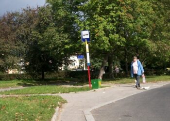 Czy uda się wreszcie uporządkować handel na placu 3 Maja w Sandomierzu?