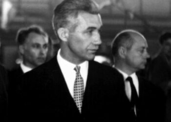 Klub radnych powiatowych 'Razem dla Ziemi Mieleckiej chce upamiętnić wieloletniego dyrektora Wytwórni Sprzętu Komunikacyjnego, Tadeusza Ryczaja.