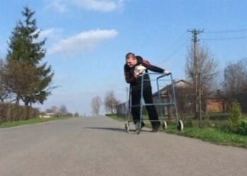 Zbiera na specjalistyczny rower. Wierzy, że będzie chodził!