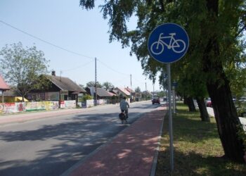 W Tarnobrzegu nie wszyscy rowerzyści korzystają ze ścieżek rowerowych