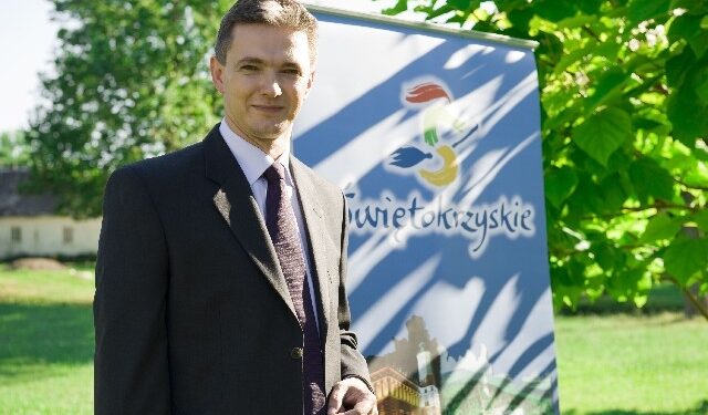 Marszałek województwa Świętokrzyskiego Adam Jarubas jest jednym z najpoważniejszych kandydatów do objęcia funkcji prezesa Polskiego Stronnictwa Ludowego.