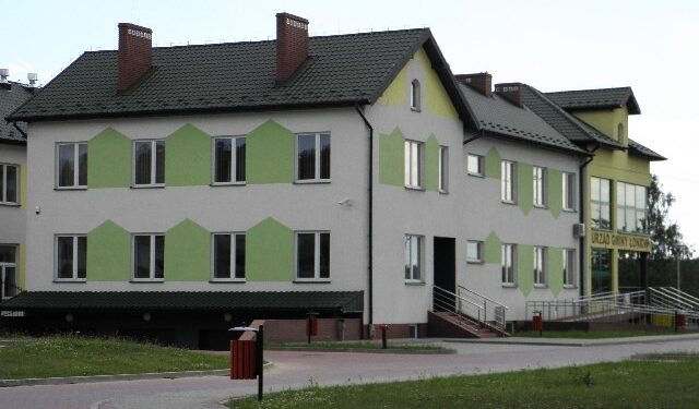 Dobiegają końca prace związane z przeprowadzką Urzędu Gminy w Łoniowie.