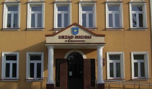 Burmistrz Kolbuszowej skarży się na fatalne warunki w magistracie