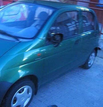 Po półtora promila alkoholu mieli w organizmie wandale, ktorzy ostatniej nocy uszkodzili cztery samochody w Stalowej Woli.