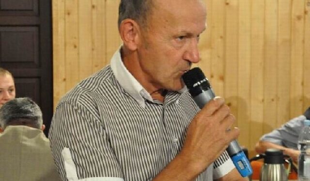 Mieszkańcy Porąb Kupieńskich koło Kolbuszowej proszą o remont 'małej obwodnicy'.