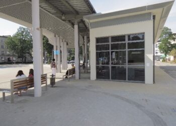 Nowa Dęba ma nowy dworzec autobusowy. Będzie czynny od jutra.