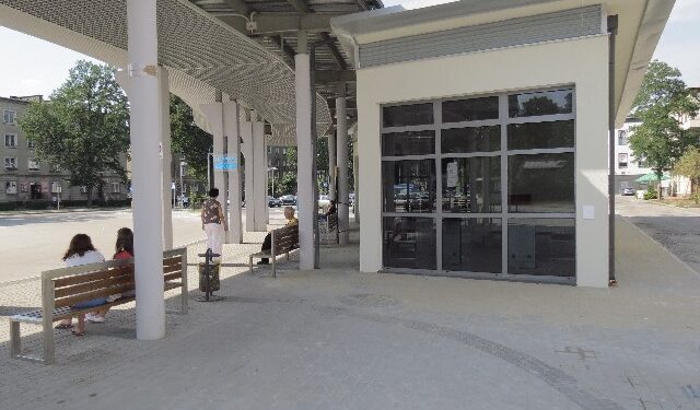 Nowa Dęba ma nowy dworzec autobusowy. Będzie czynny od jutra.