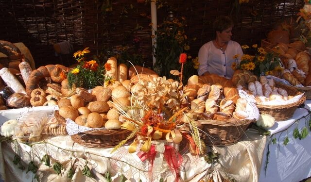 III Jarmark Słomiański Produktów Regionalnych odbywa się w Słomianej w gminie Pysznica.