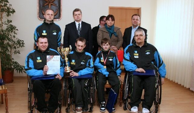 Piętnastu tarnobrzeskich sportowców otrzymało półroczne stypendia od prezydenta miasta.