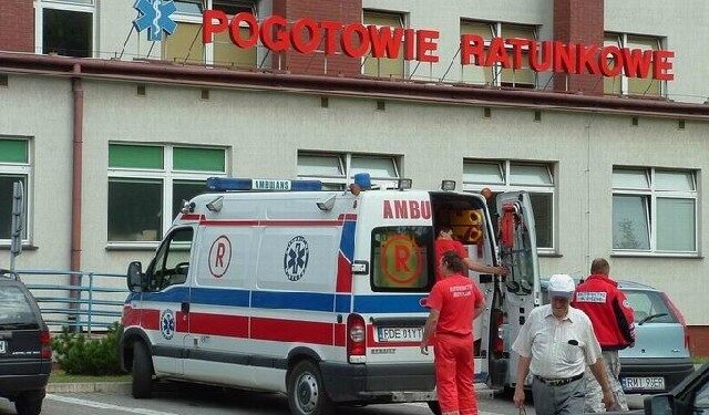 Radni powiatowi wzięli po lupę finanse Pogotowia Ratunkowego w Mielcu.