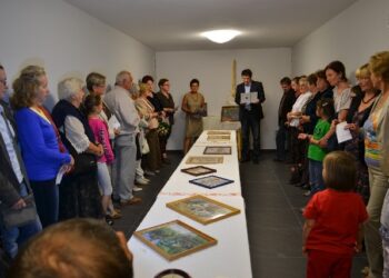 Huta Komorowska: Wernisaż wystawy prac Teresy Śnieżek.