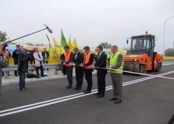 Wiadukt nad torami w Tarnobrzegu otwarty dla ruchu!