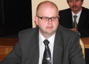 Nowy dyrektor Szkoły Podstawowej nr 6 w Mielcu.