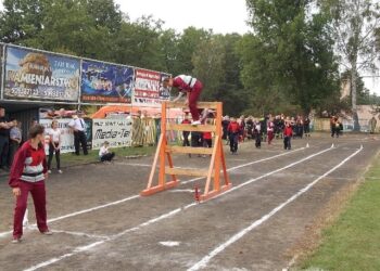 Strażackie zmagania w Nowej Dębie